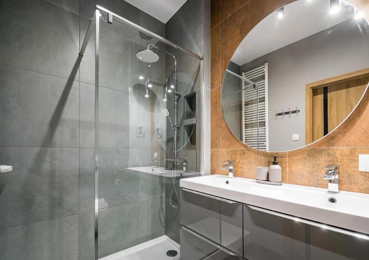 Gh Luxury Apartment 克拉科夫 外观 照片