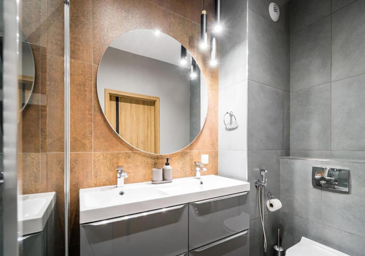 Gh Luxury Apartment 克拉科夫 外观 照片